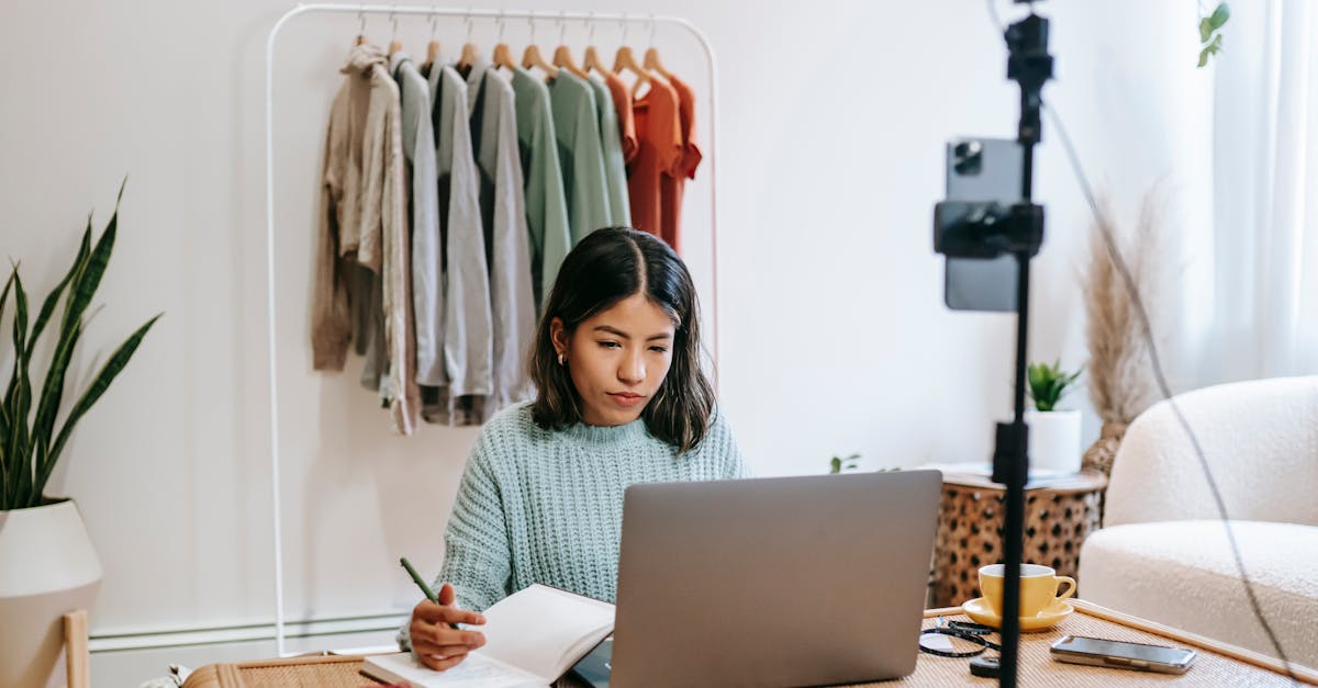 découvrez les avantages du travail à distance, notamment la flexibilité, l'équilibre travail-vie personnelle, et une augmentation de la productivité. apprenez pourquoi de plus en plus de professionnels choisissent de travailler depuis chez eux et comment cela peut transformer votre carrière.