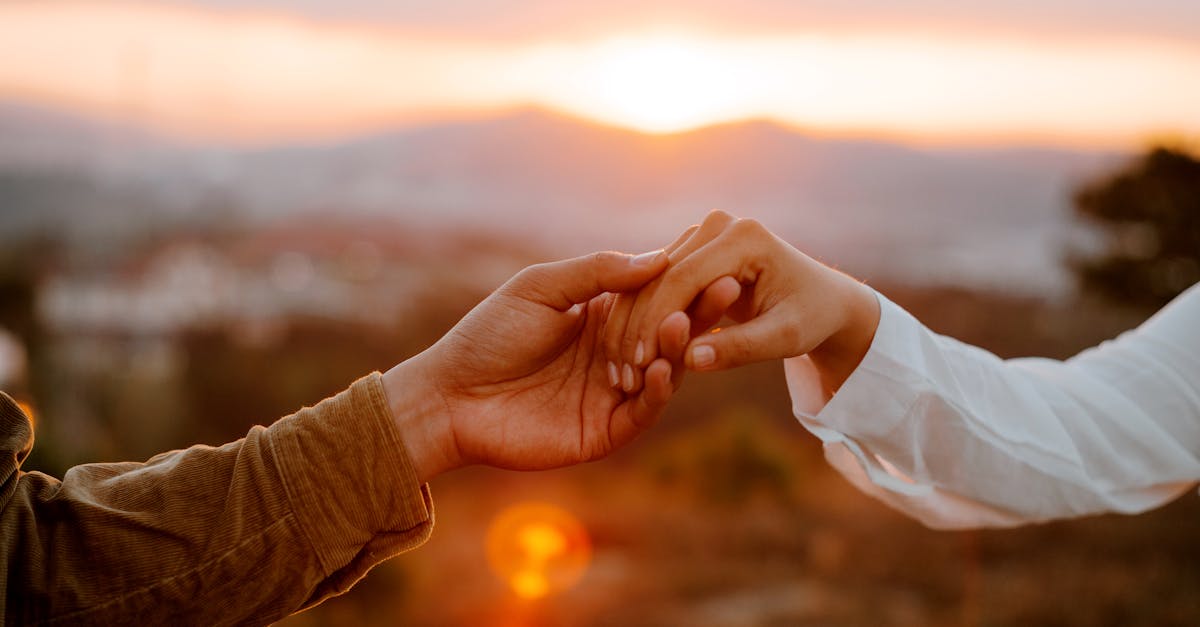 découvrez comment bâtir la confiance dans vos relations personnelles et professionnelles. apprenez les clés pour établir un lien authentique et durable grâce à des conseils pratiques et des stratégies éprouvées.