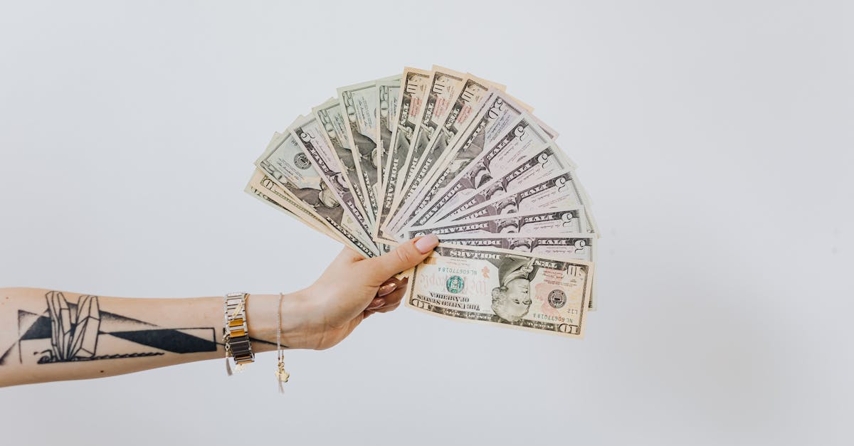 découvrez l'univers de la gestion de patrimoine : des stratégies personnalisées pour optimiser vos investissements, préserver votre capital et préparer votre avenir financier en toute sérénité.